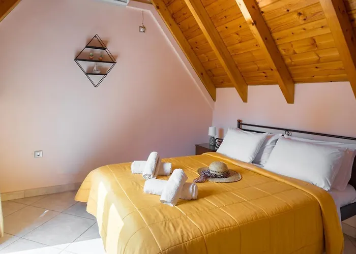 Chelmis Bella Mansarda Apartment Argostoli (Kefalonia)